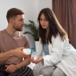 Crema Verruver applicata su pelle, con focus su risultati e opinioni dei consumatori.